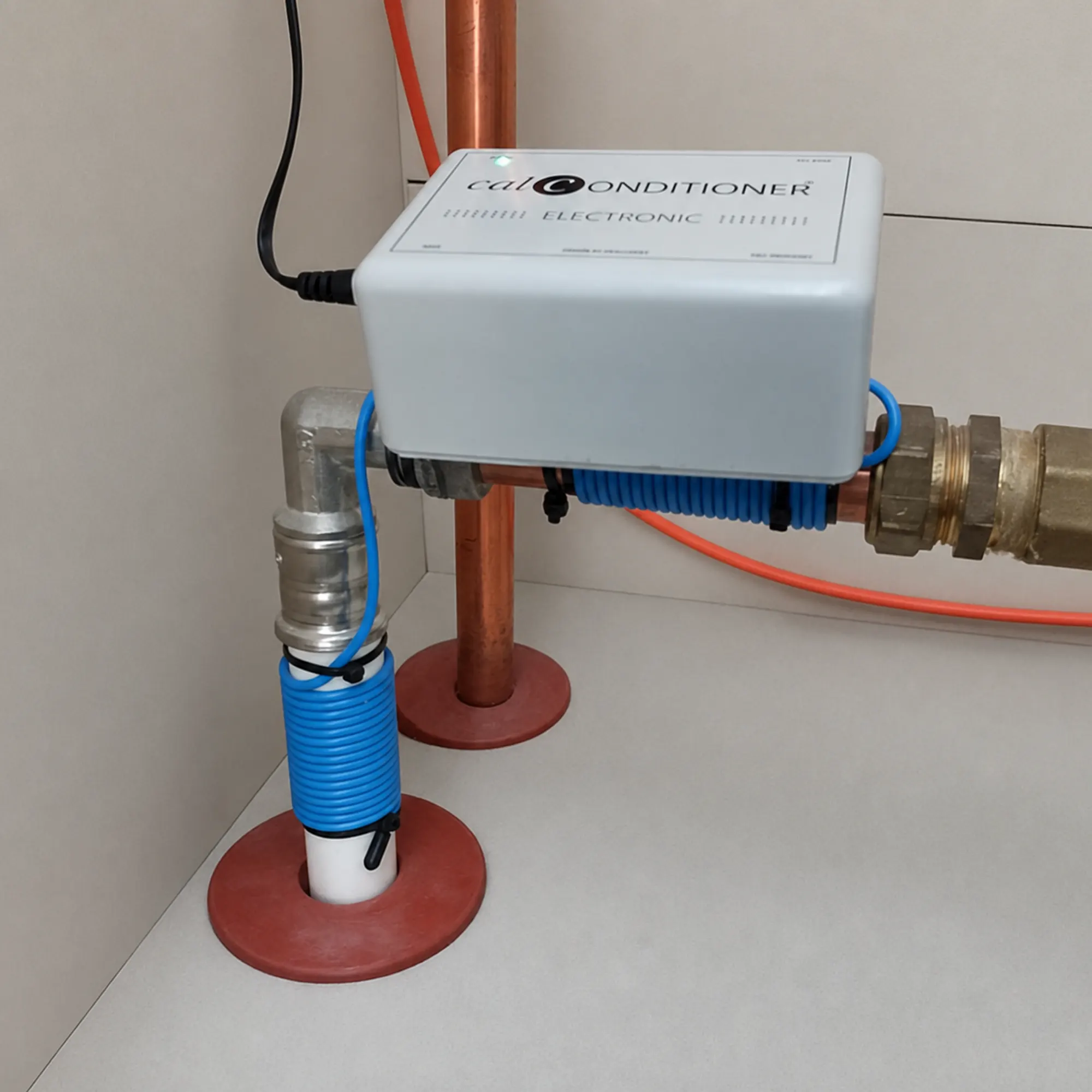 Calconditioner CC1500 installato sulla conduttura principale dell’acqua